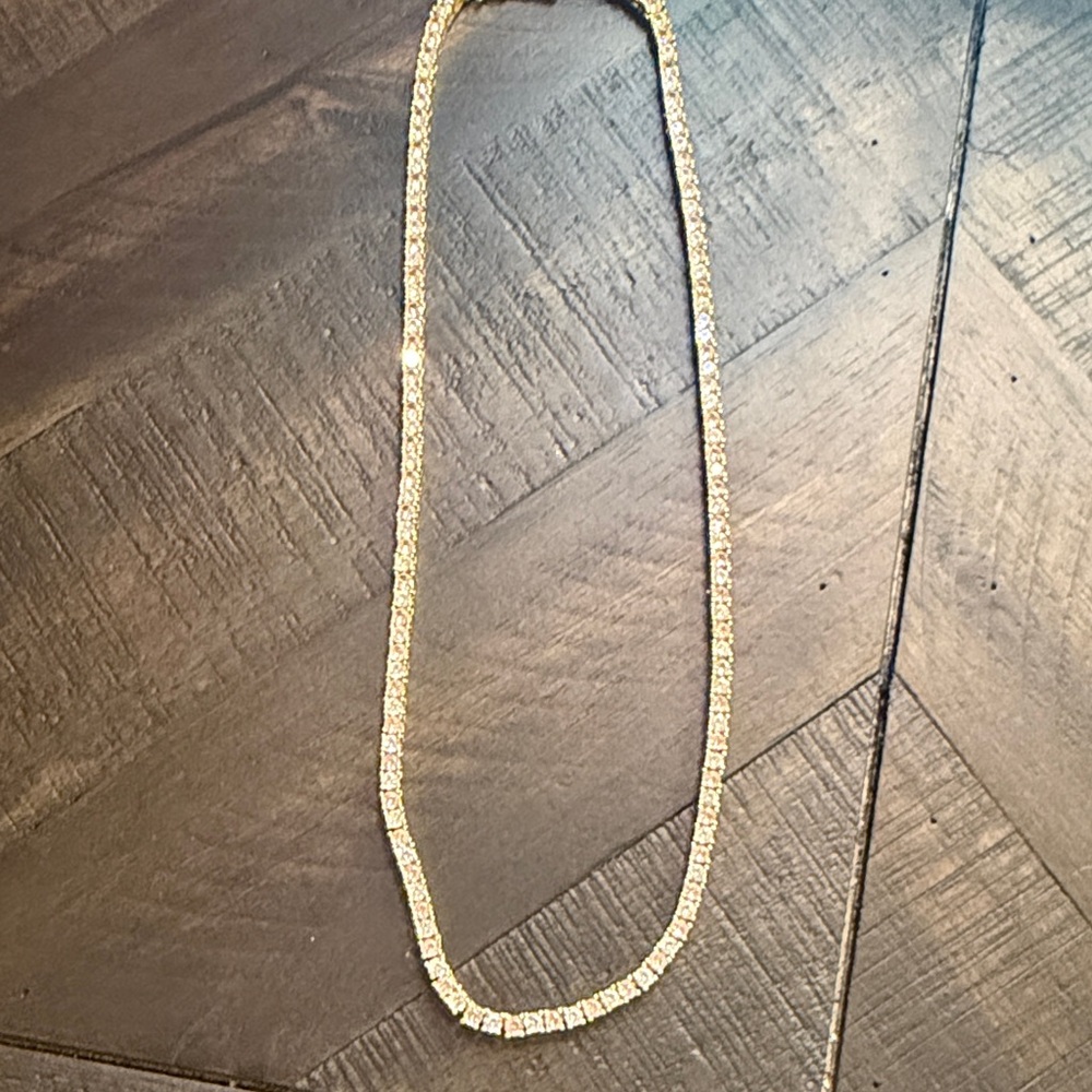 Elegant Gold Tennis Necklace